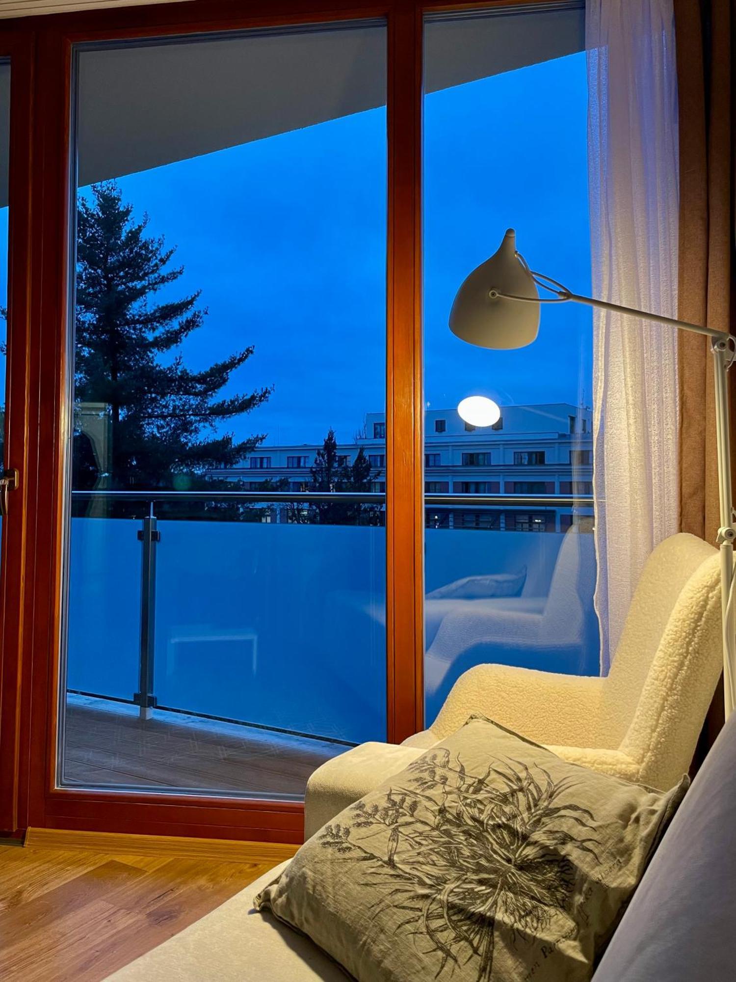 Apartman Astra Sezimovo Usti Buitenkant foto